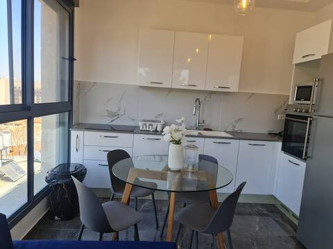 Luxury Lincoln 1bdr #1 - New building
