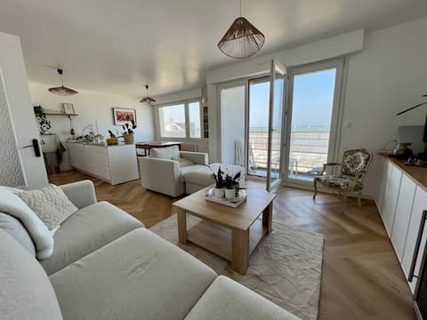 Annonce Airbnb populaire: Sea-facing apartment – 2 bedrooms – parking à Wimereux