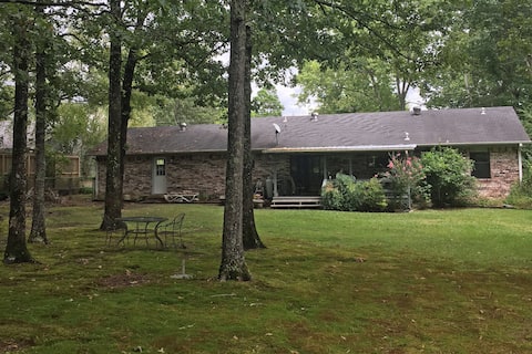 Secluded 3-Bedroom Home with Spacious Backyard