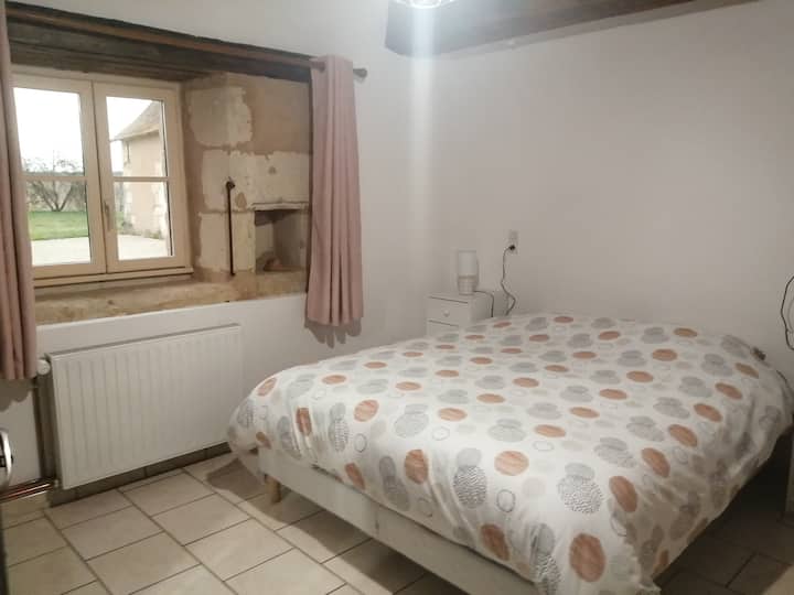 საძინებელი 1