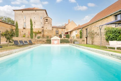 Country house with pool/spa 14 people