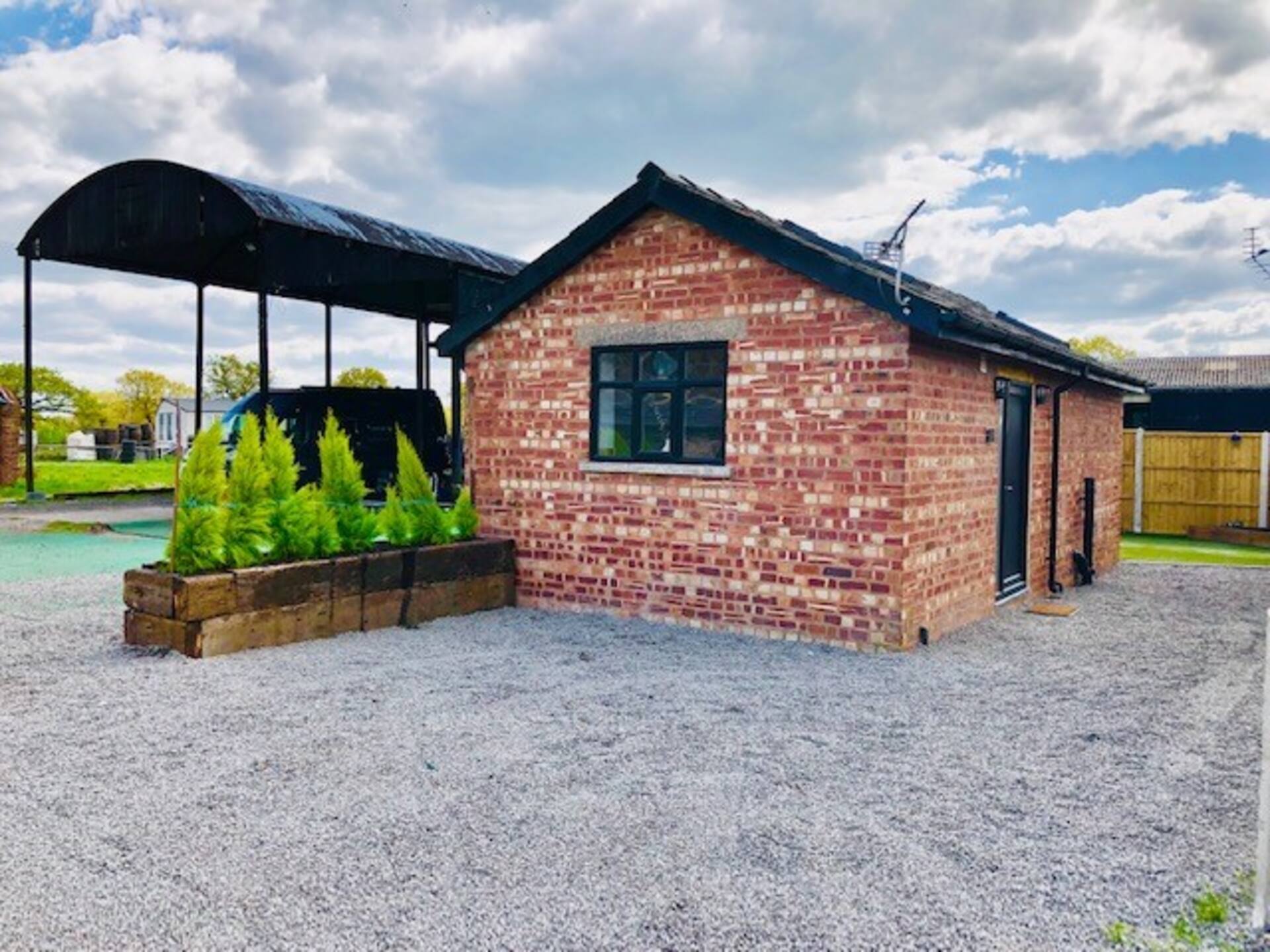 Henshaw Green Cottage 2 - With Private Garden