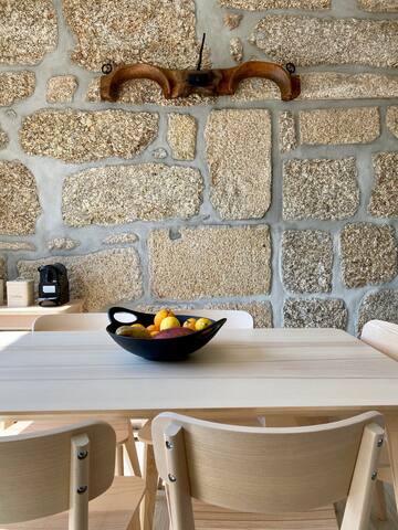 LA VILLA – Piscine privée – 16 pers -20mn de PORTO gallery image 5