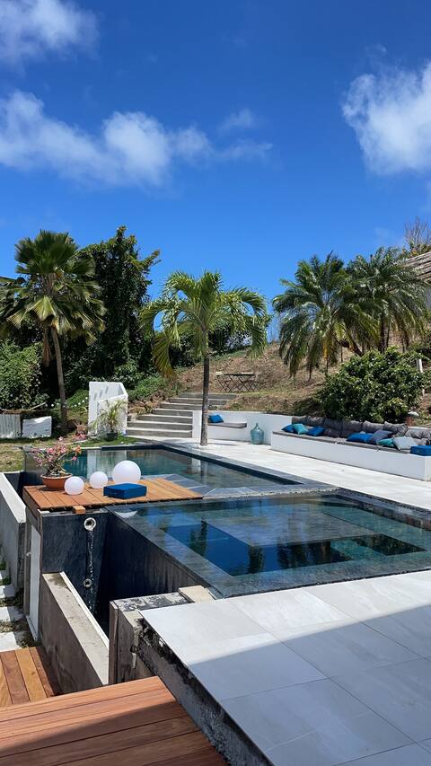 Architect's villa with sea view