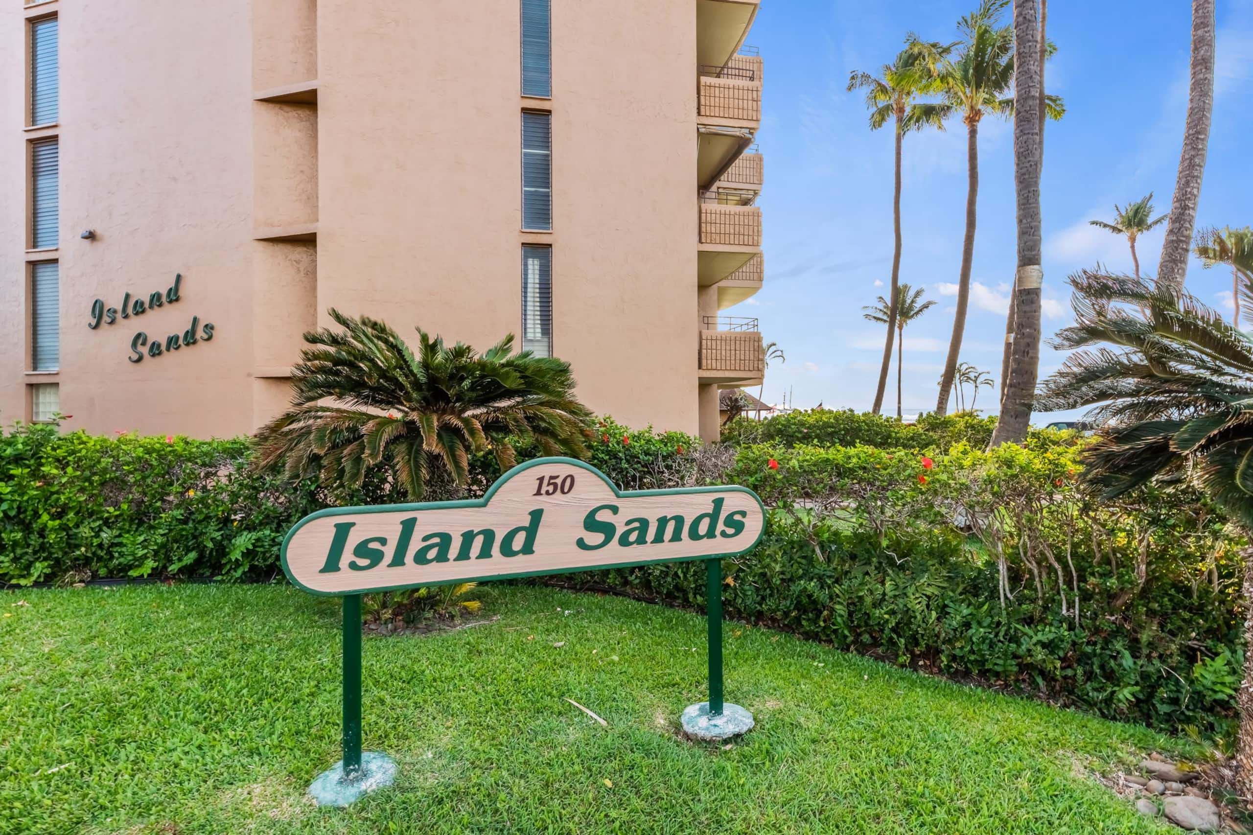 Condo in Wailuku · ★4.95 · 1 bedroom · 2 beds · 1 bath - Image 33
