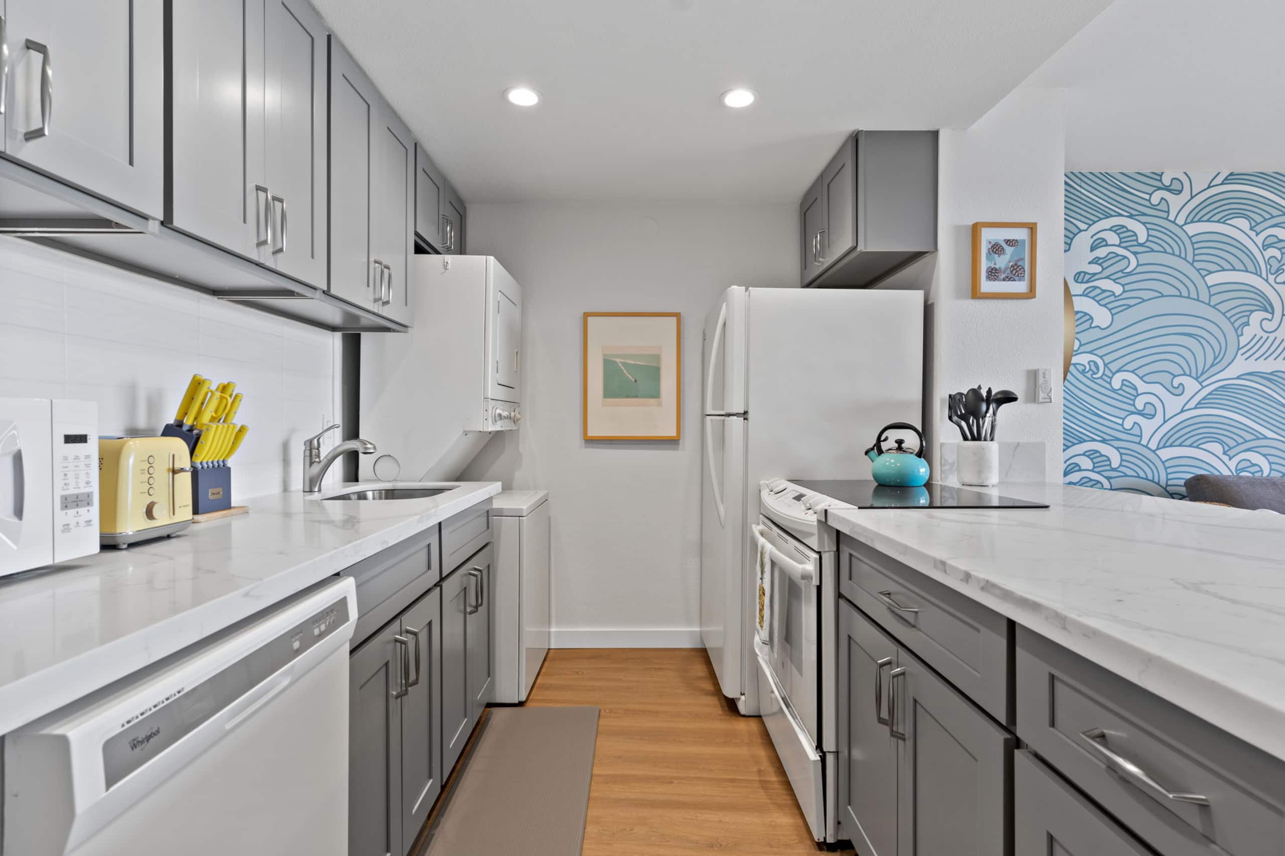 Condo in Wailuku · ★4.95 · 1 bedroom · 2 beds · 1 bath - Image 10