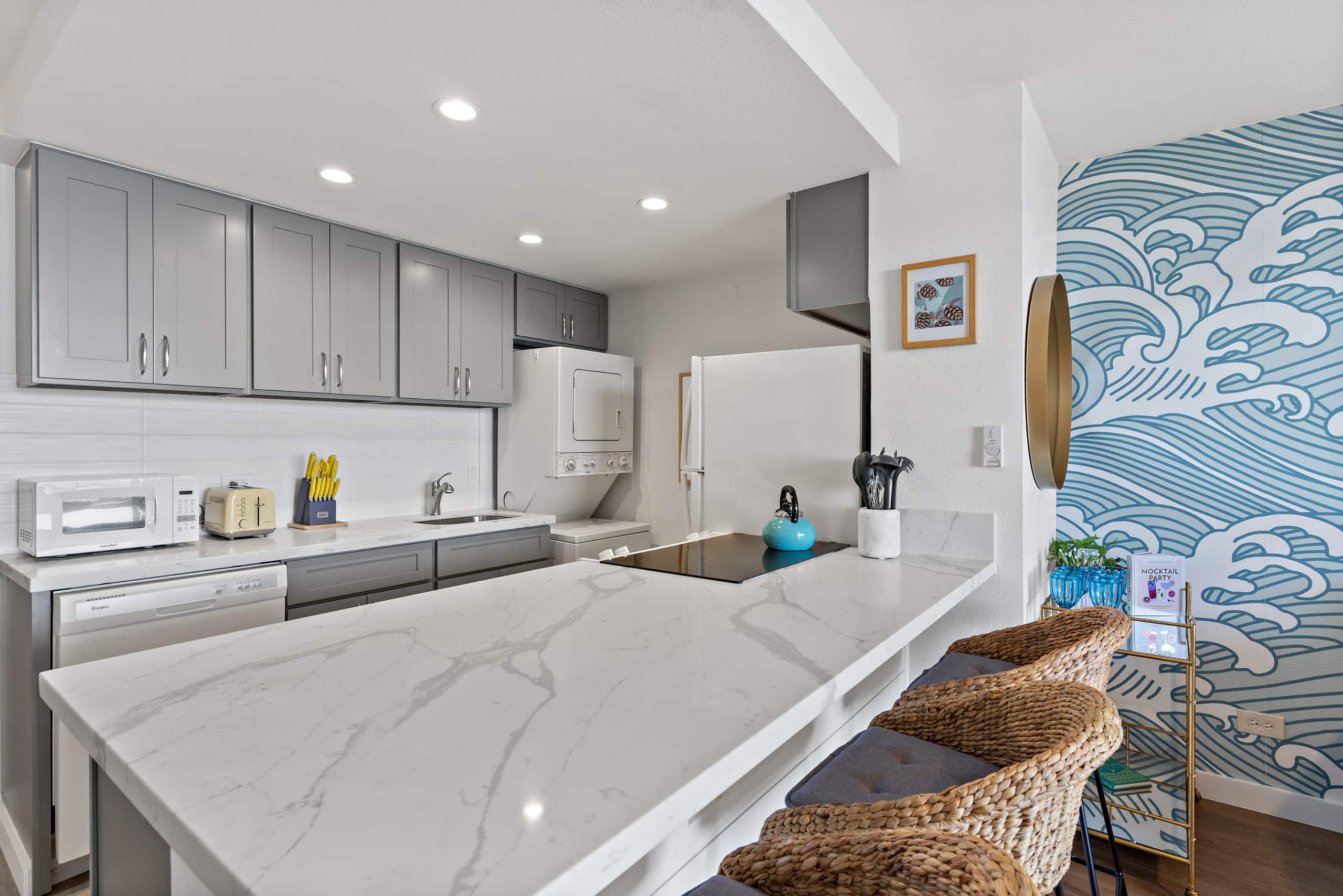 Condo in Wailuku · ★4.95 · 1 bedroom · 2 beds · 1 bath - Image 15