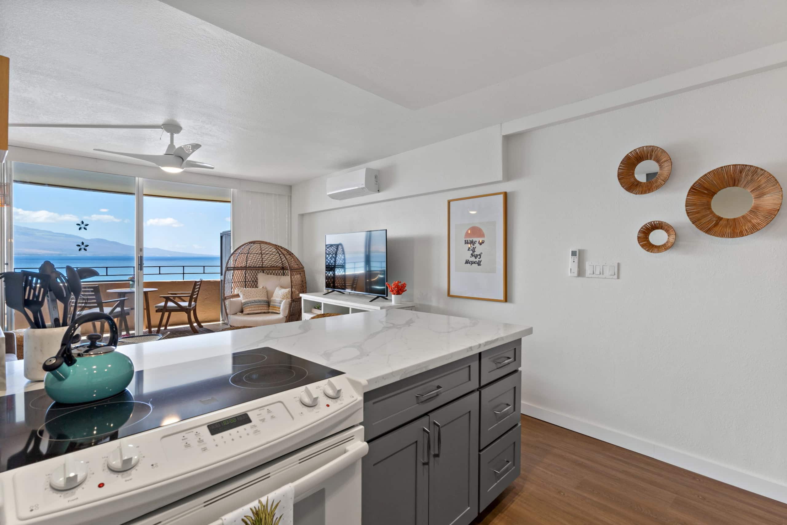 Condo in Wailuku · ★4.95 · 1 bedroom · 2 beds · 1 bath - Image 12