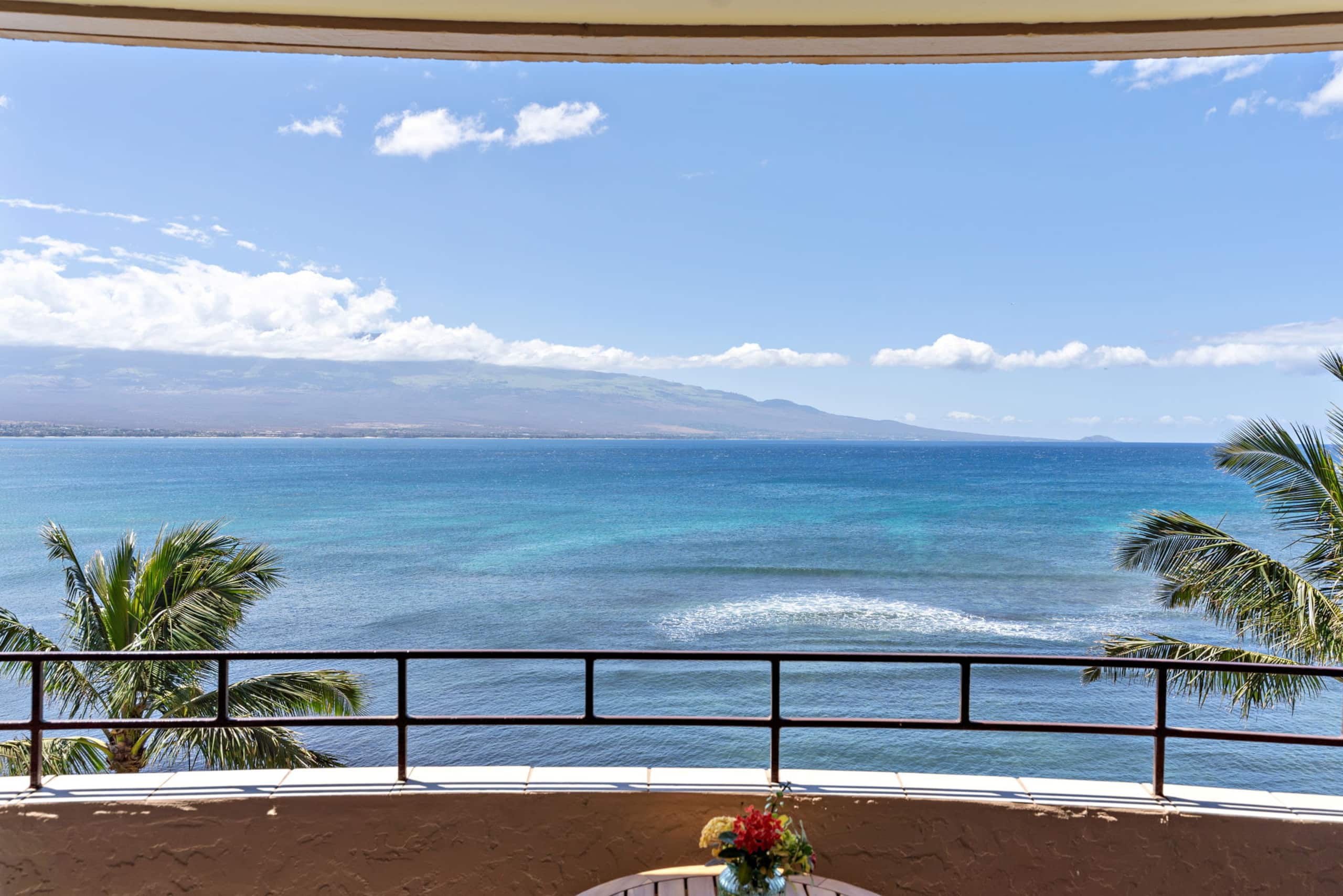 Condo in Wailuku · ★4.95 · 1 bedroom · 2 beds · 1 bath - Image 26