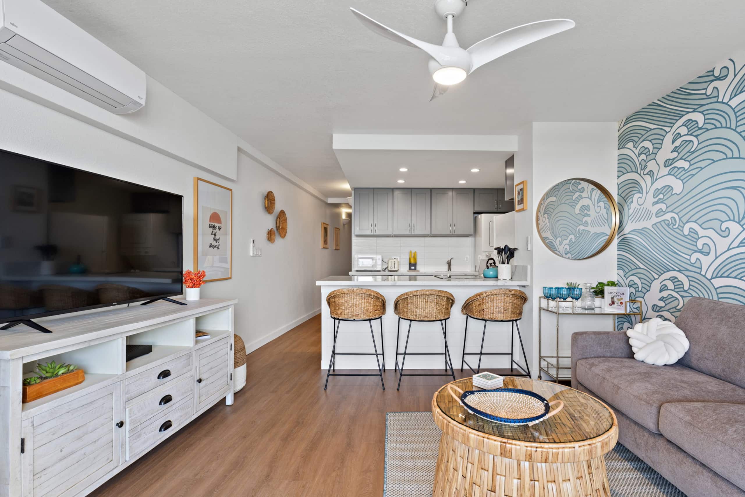 Condo in Wailuku · ★4.95 · 1 bedroom · 2 beds · 1 bath - Image 6