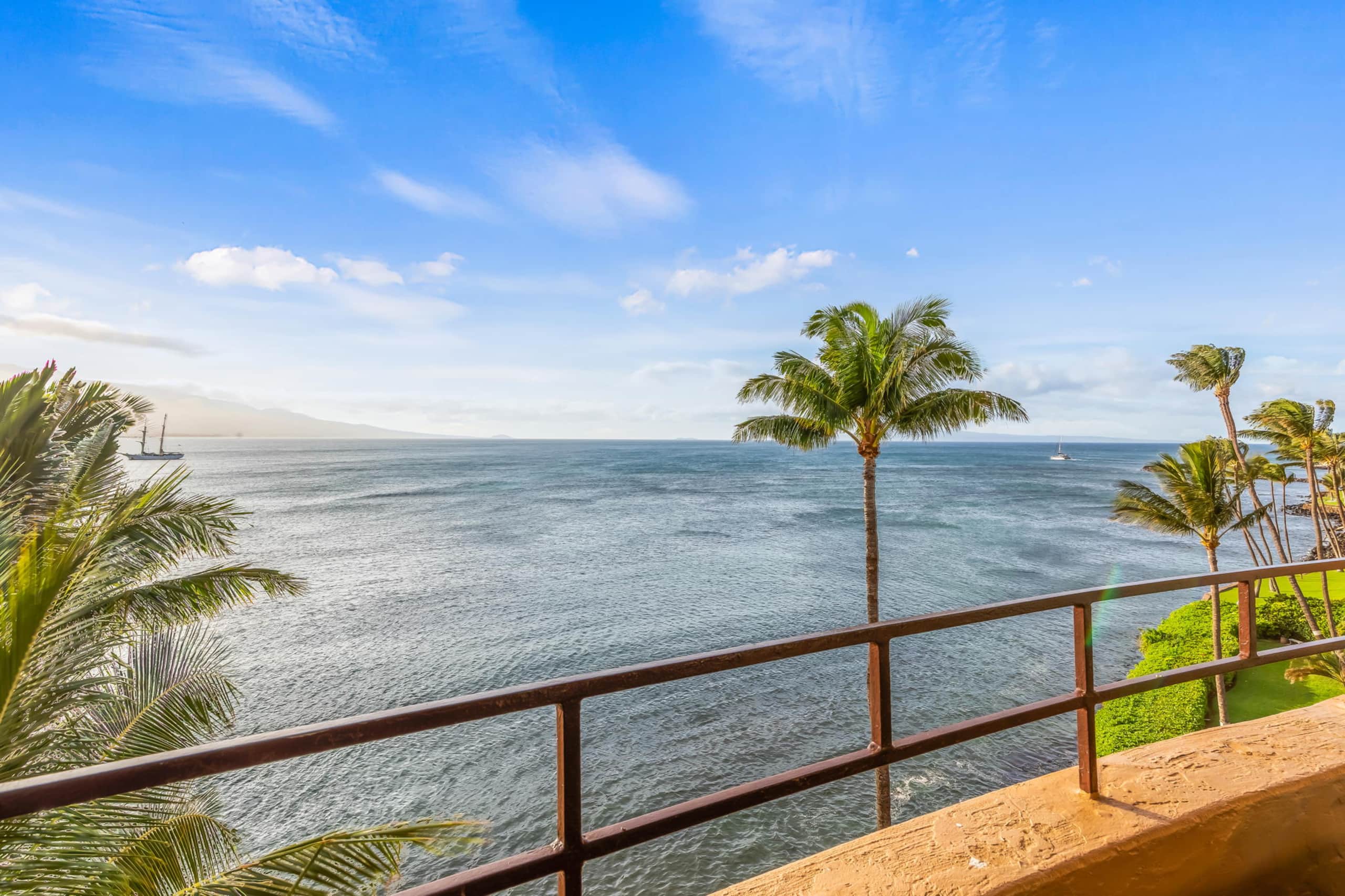 Condo in Wailuku · ★4.95 · 1 bedroom · 2 beds · 1 bath - Image 29