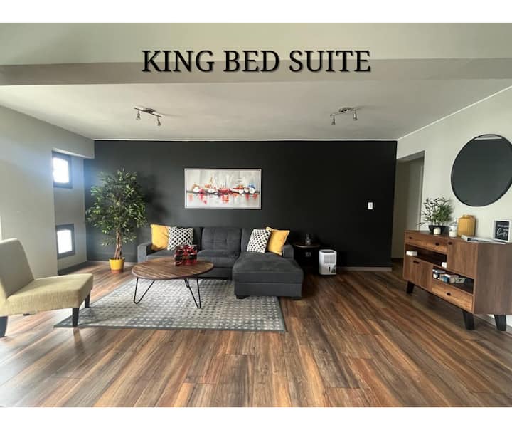 Lovely 2BR  oceanview condo w/ king  bed suite