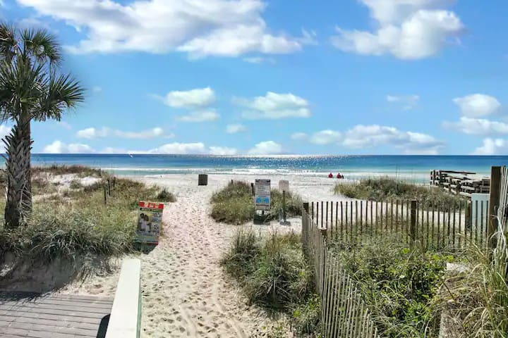 Beach Paradise At Horizon South