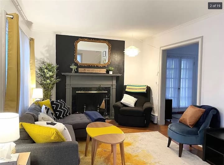 Cheerful 3 Bedroom Home in the Woods of Bradford Houses for Rent in