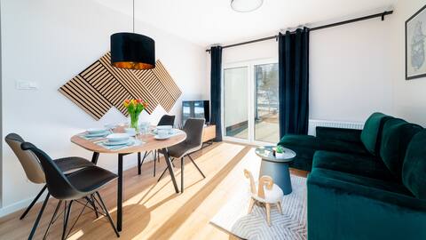 Sikorskiego 179/2 Sun & Snow