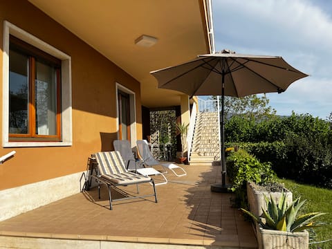 Large private garden, tranquility, panoramic view