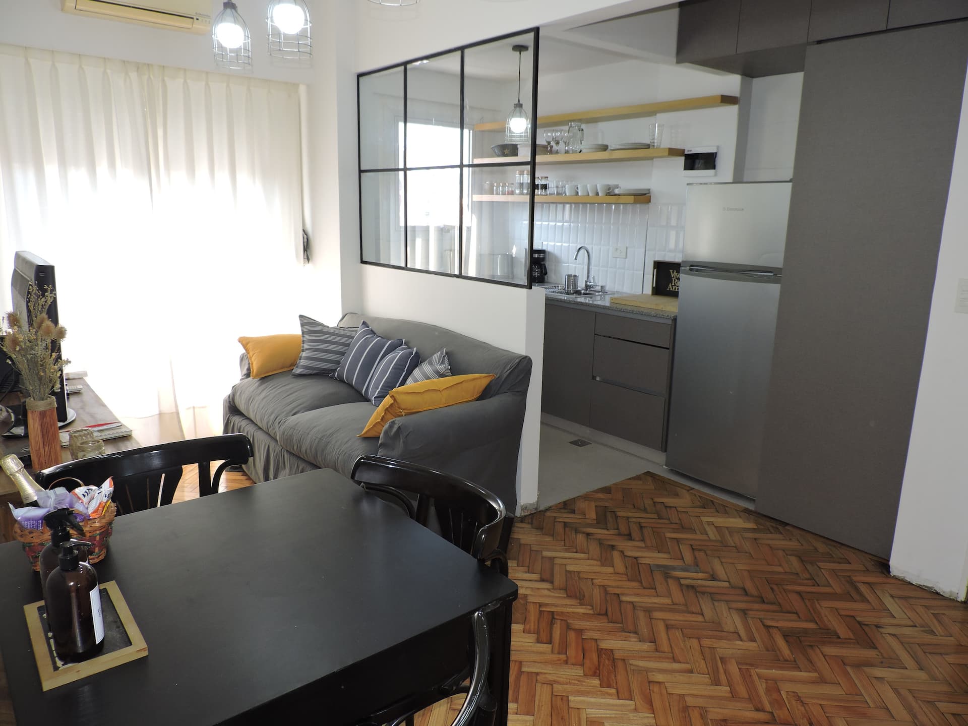 Refurbished one-bedroom apartment in San Telmo