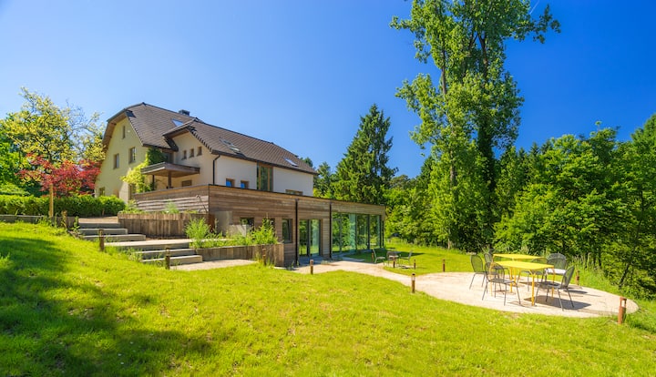 Charming lodge - ideal for families & seminars