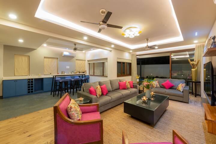 Luxury 4 Bedroom villa with private swimming pool
