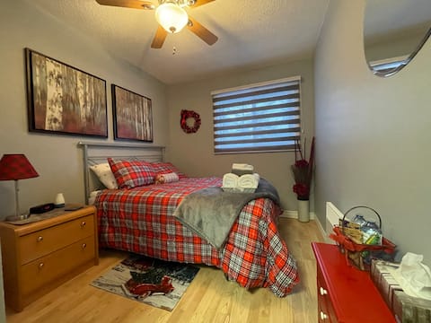 Lovely 3 bedroom unit with Veranda