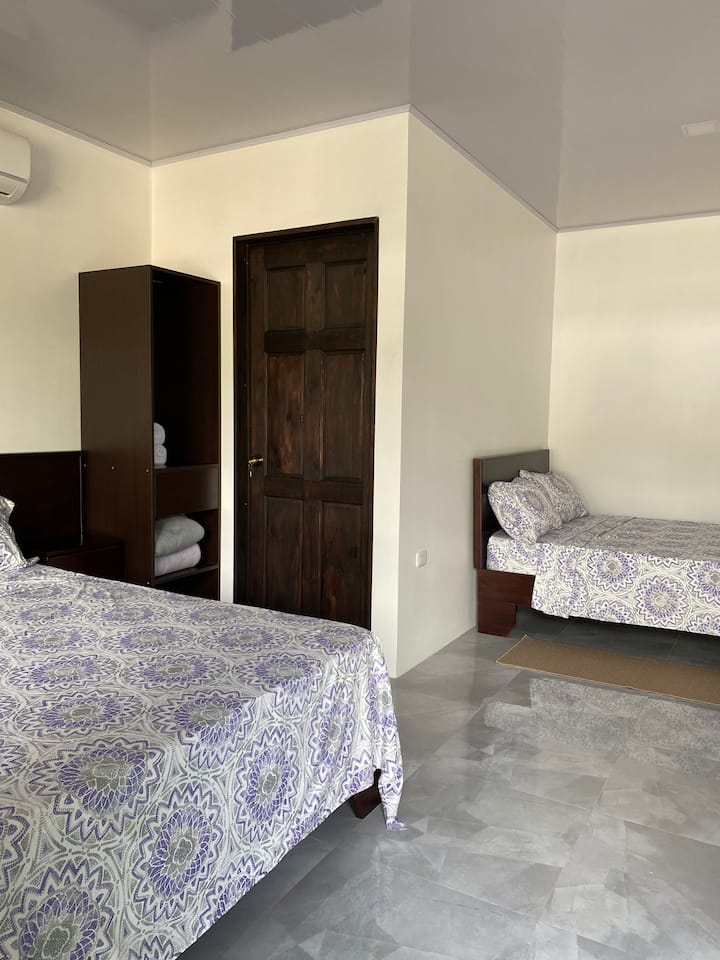 Wray Cabins 2 Vacation homes for Rent in Limón, Limón, Costa Rica