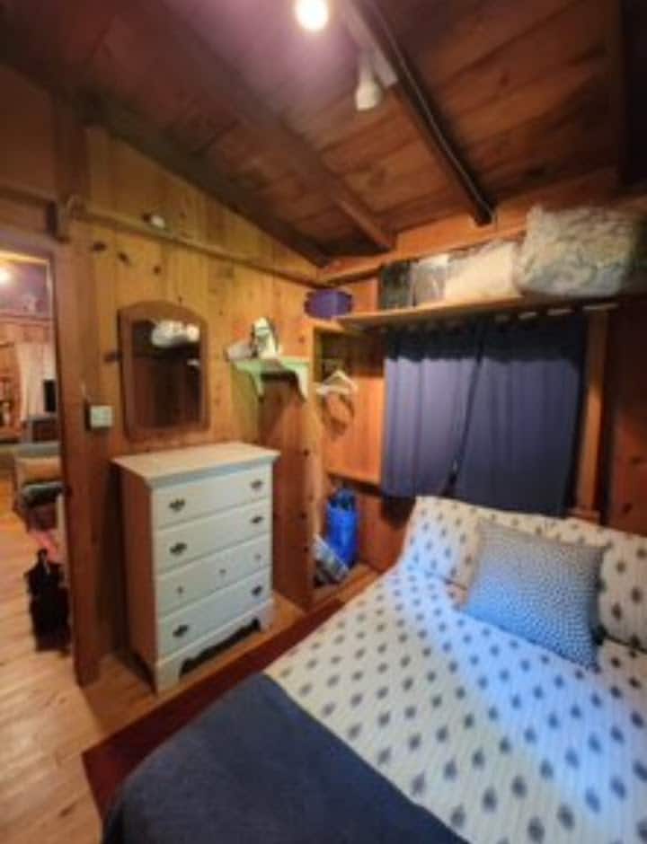 غرفة النوم رقم2