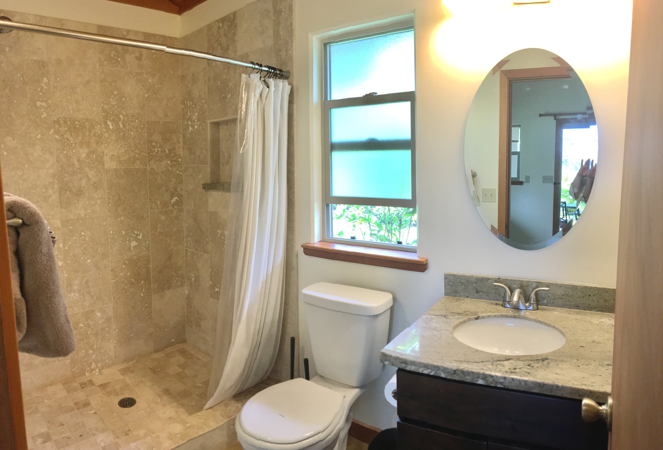 Guesthouse in Pahoa · ★4.86 · 1 bedroom · 1 bed · 1 private bath - Image 10
