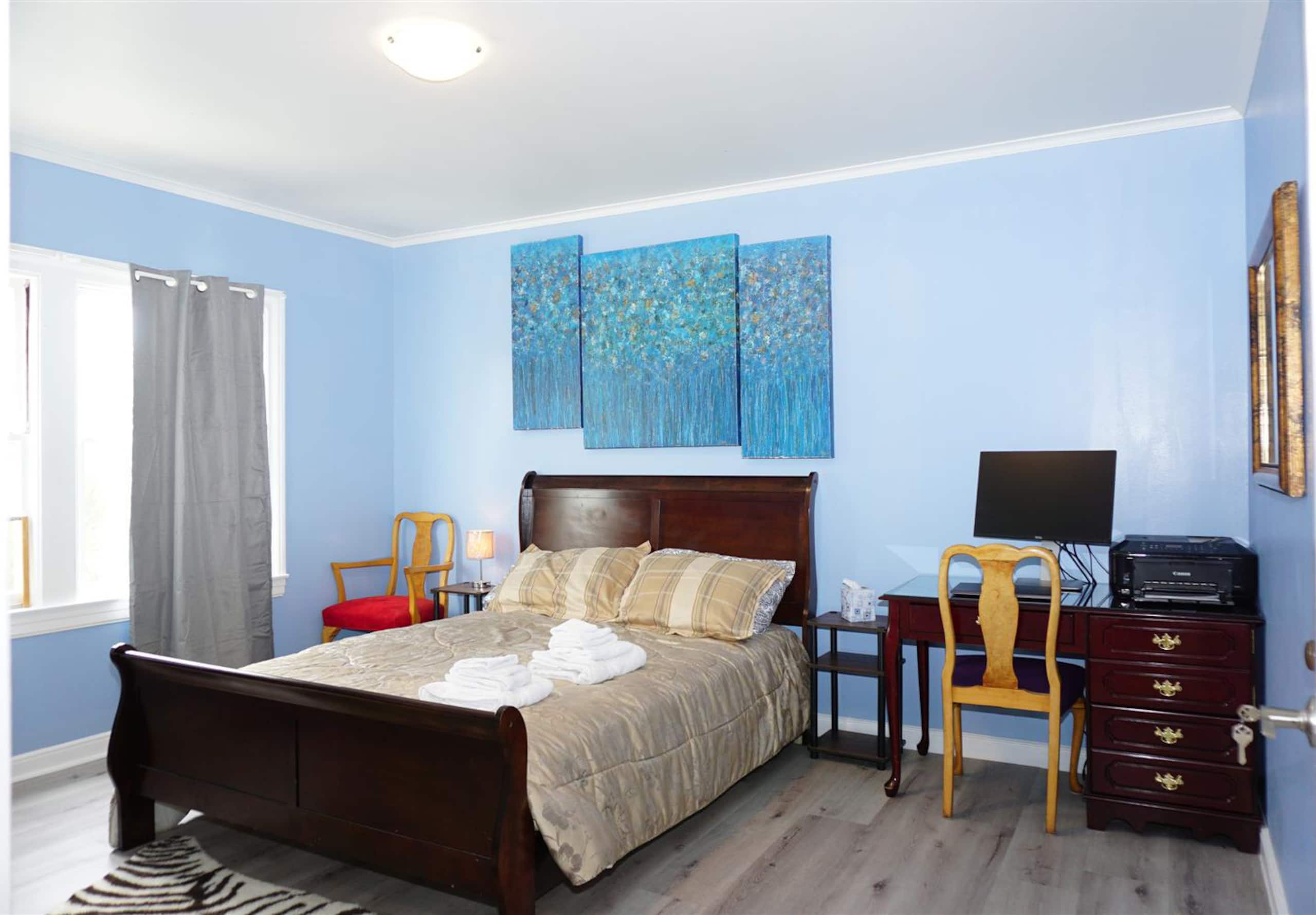 Home in San Francisco · ★4.71 · 3 bedrooms · 3 beds · 1 bath - Image 7