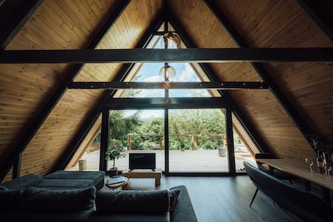 haaziko, the forest cabin in the Danube Bend