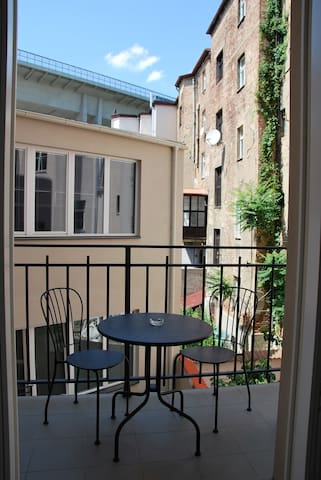 Folimanka Apartment IX.