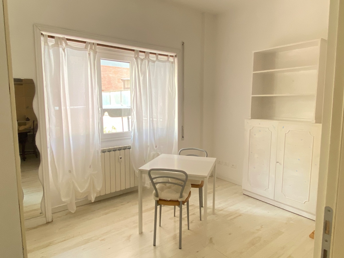 ВТОРА СПАЛНЯ (ВТОРА СТАЯ)