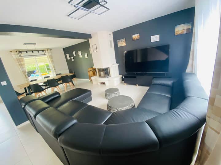 Villa Avec Piscine Chauffée à Moins 1h30 De Paris - Château du Champ de Bataille