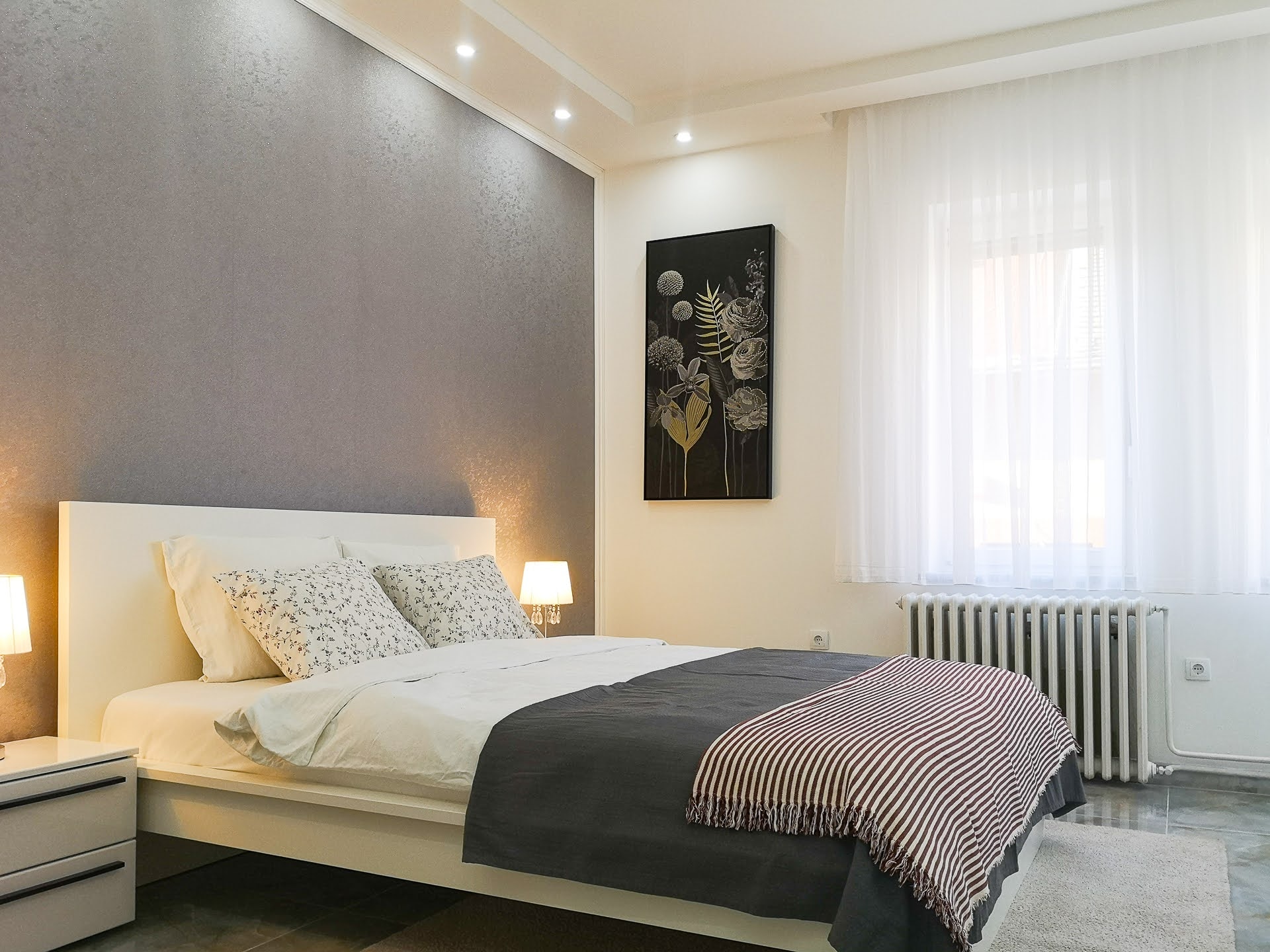 Central modern studio | Aircon | Free WiFi