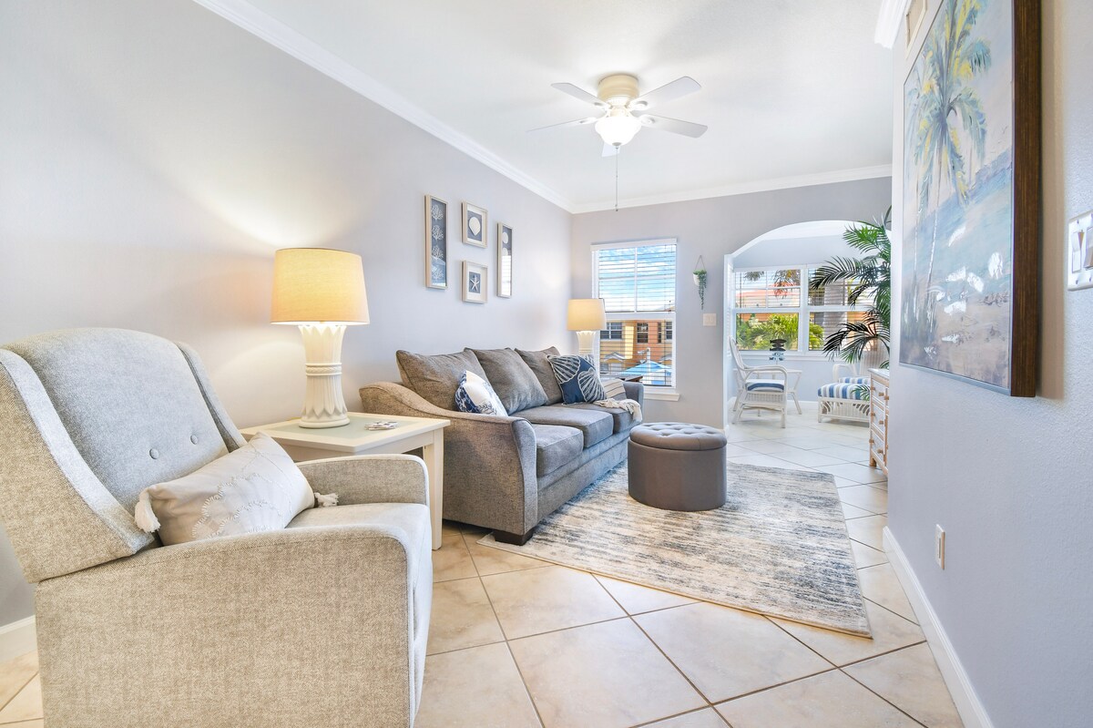 Popular Airbnb listing: Blue Sea Renity-2-min walk to beach|Heated Pool in Indian Shores