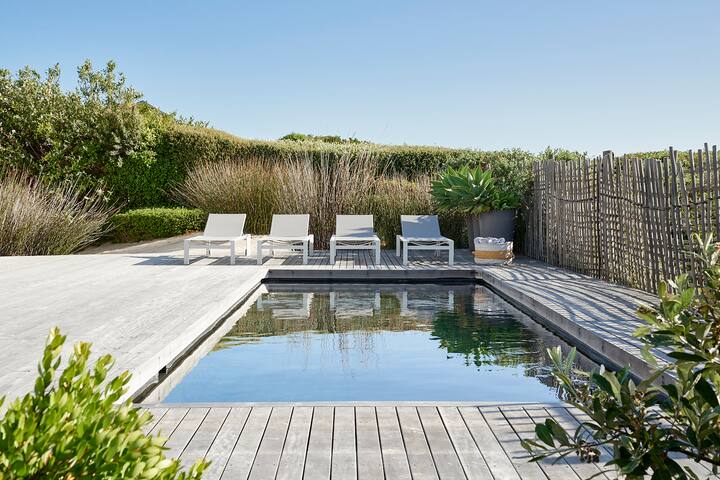 Noordhoek Beachhouse – front row with sea views gallery image 4