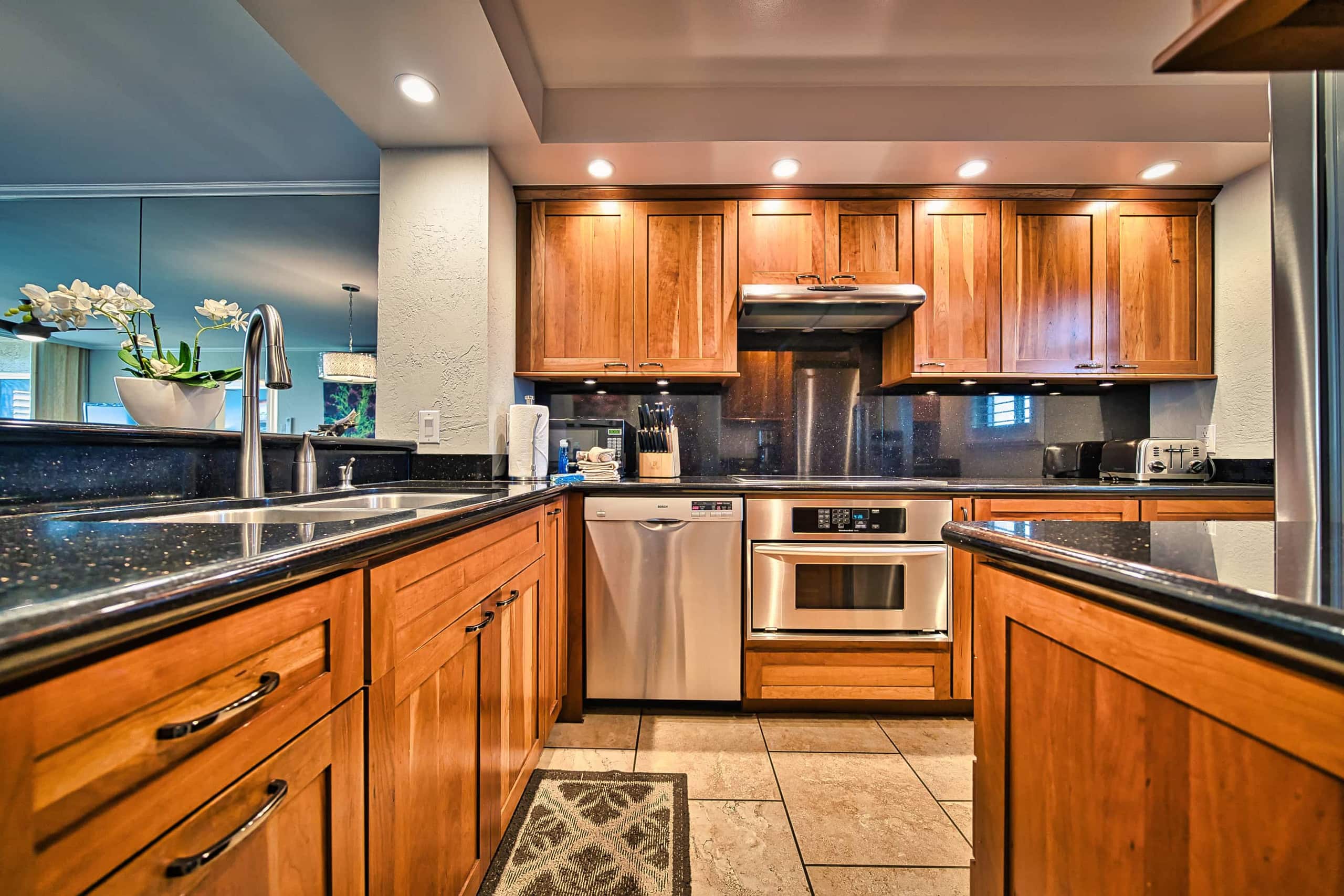Condo in Kihei · ★4.89 · 2 bedrooms · 5 beds · 2 baths - Image 11