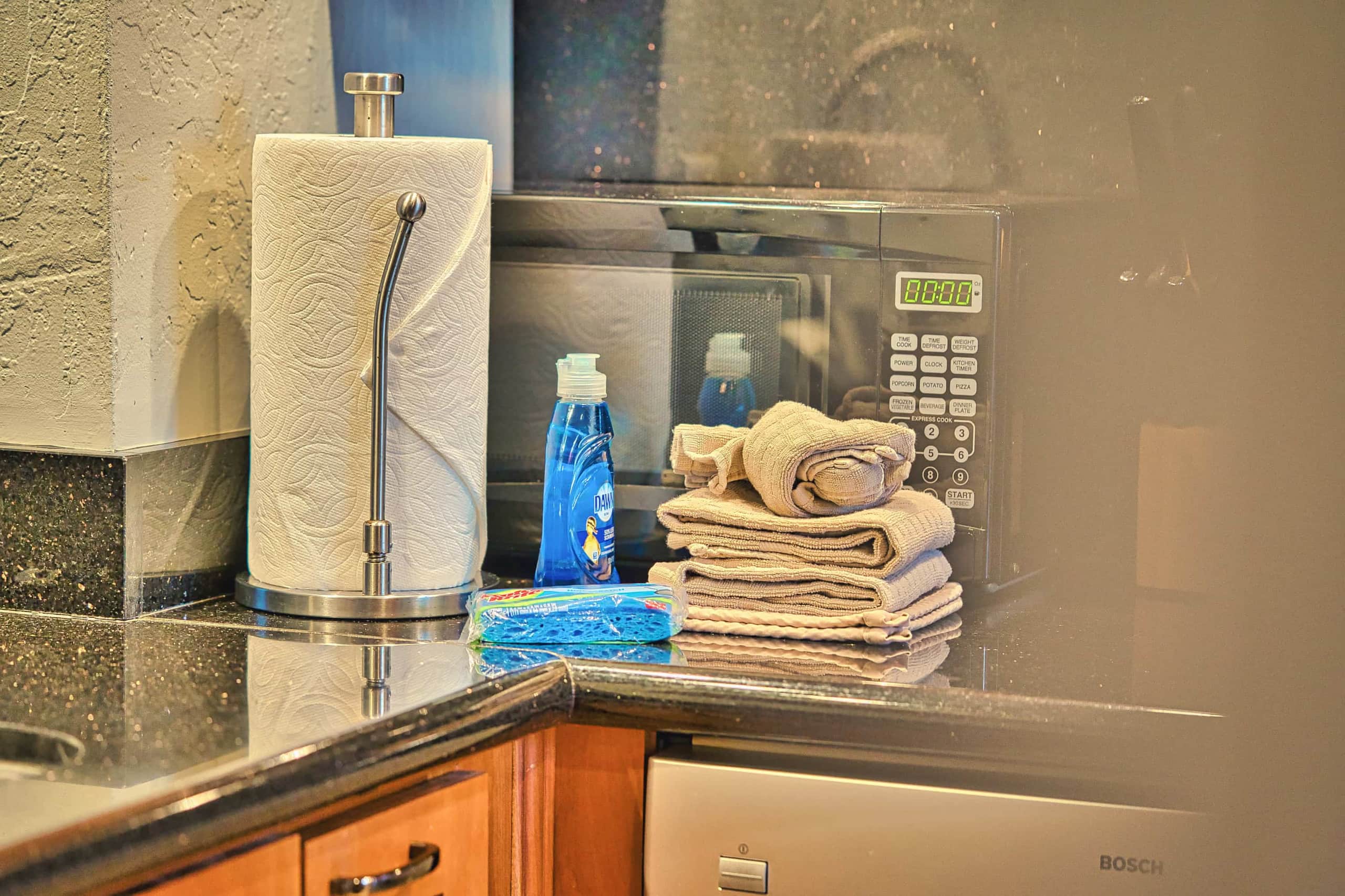Condo in Kihei · ★4.89 · 2 bedrooms · 5 beds · 2 baths - Image 12