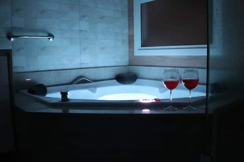 DUPLEX WITH JACUZZI IN BORGES - SATTVA HOME