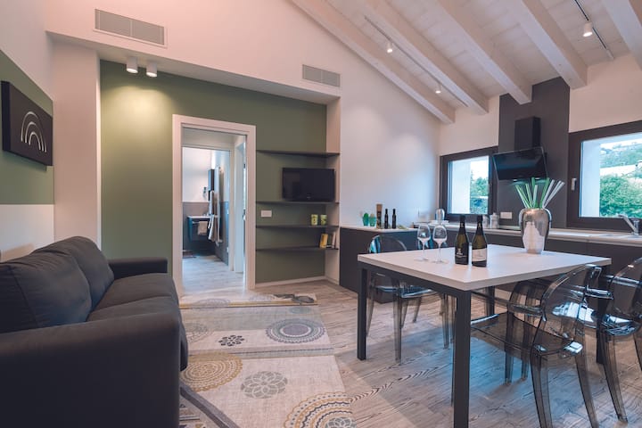 Suite Apartment Con Vista Sulle Colline Di Asolo - Asolo