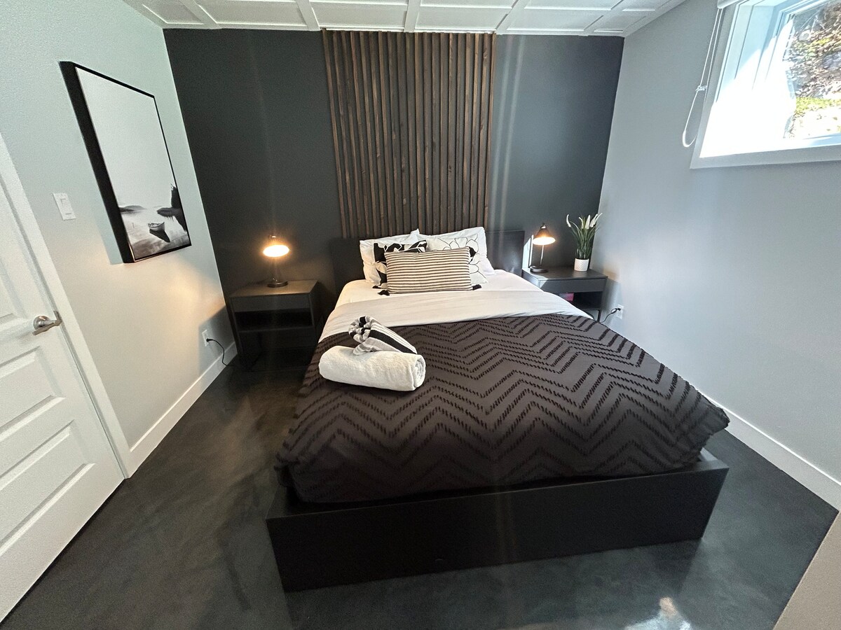 chambre no 1; lit Queen