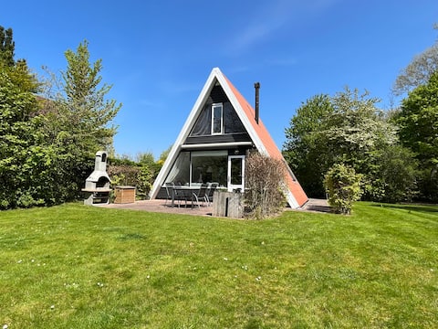 Newly furnished detached holiday home on 920m2