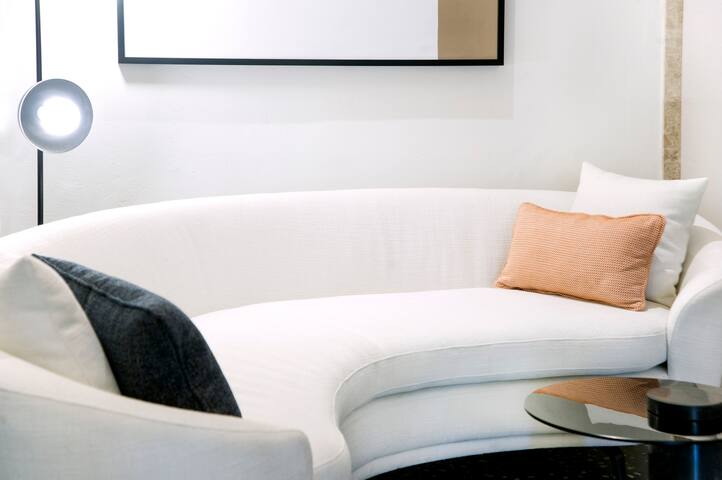 Serviced Apartment con Oficina Privada y Piscina