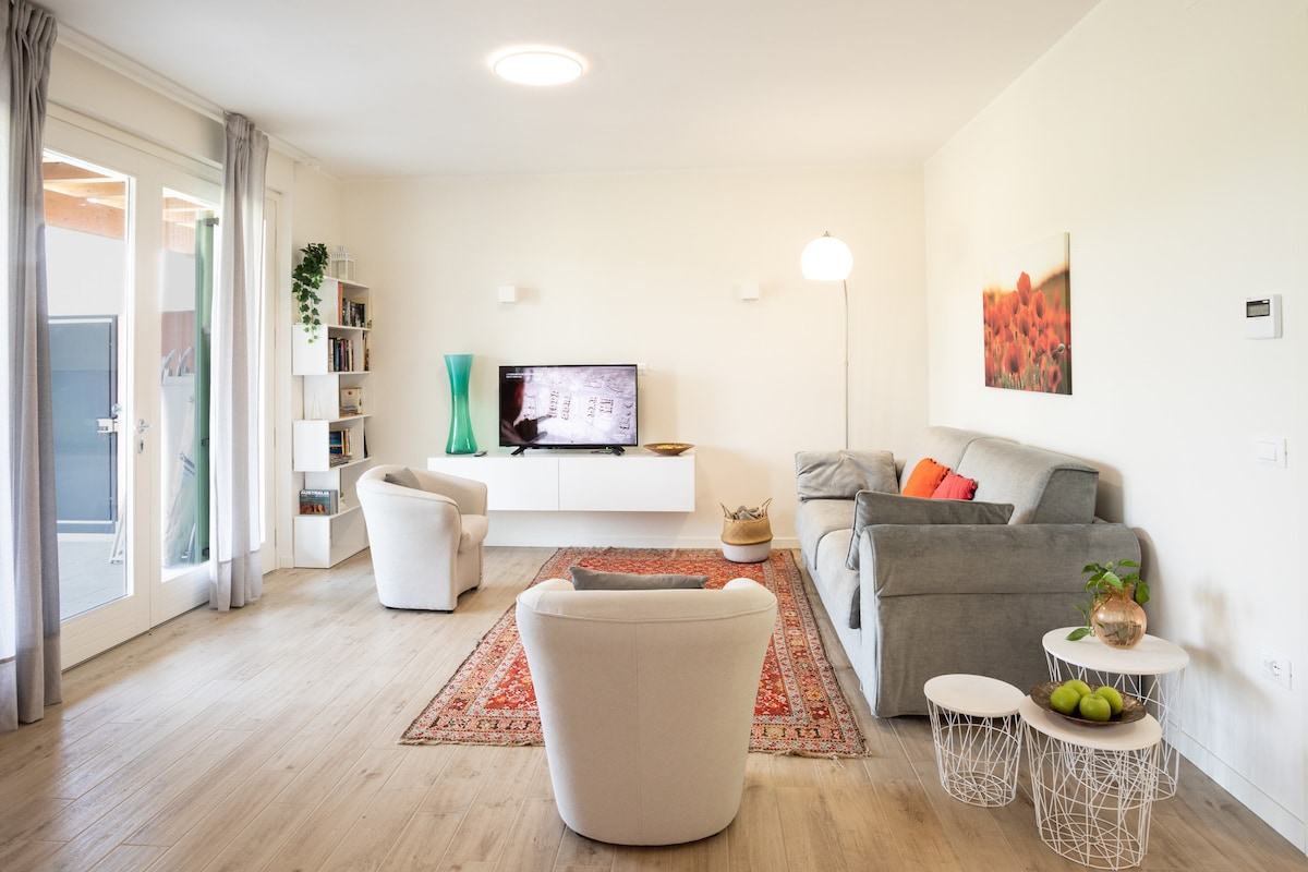 Successful Airbnb property: Il Cascinale 3 super relax & charm, Spa in Lazise