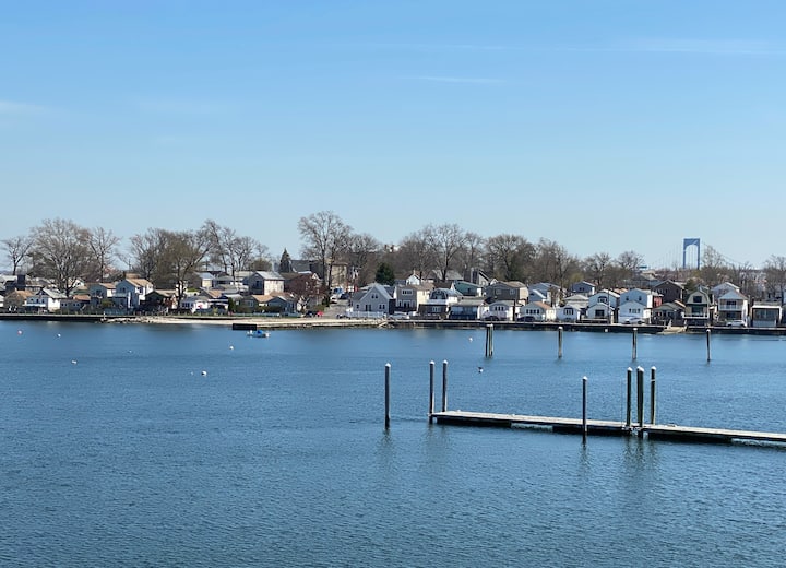 Sittin' On The Dock Of The Bay - The Bronx, NY