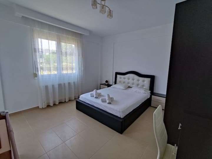 საძინებელი 4