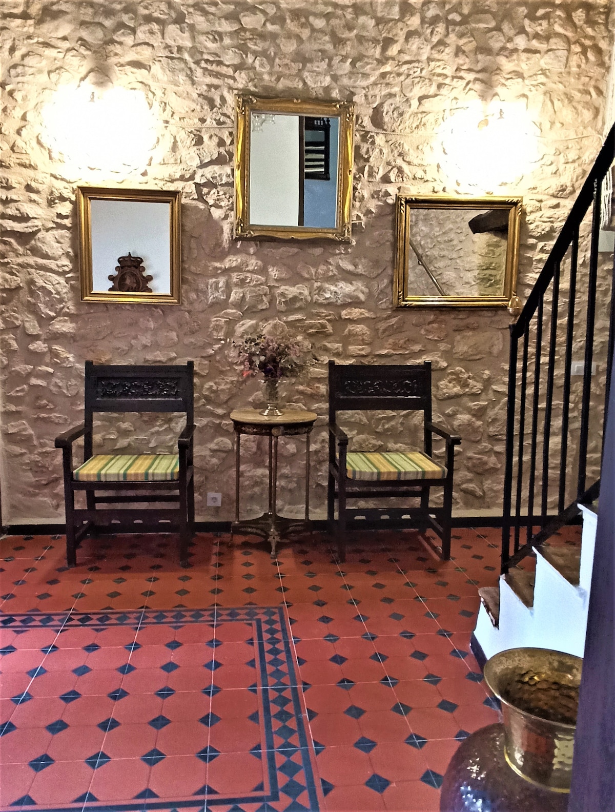 A townhouse, between the sea and the mountains, with a spa 5