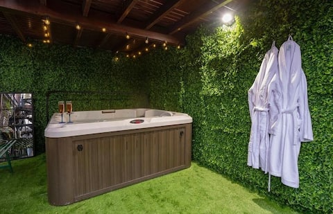 Stunning home with hot tub in picturesque village