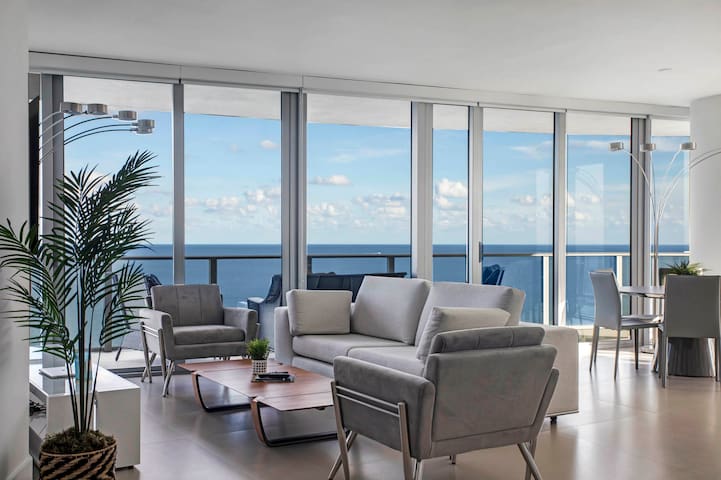 Incredible Apt on the Beach – 22nd floor Residence