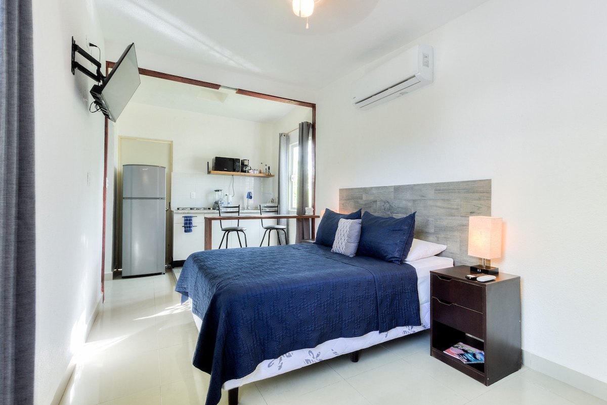 Mlango wa roshani ya chumba cha kulala