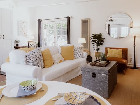 Sunny Days - A Bright and Cheerful Guesthouse
